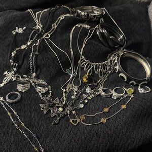 Lia Sophia Display Pieces Elegant Silver and Gold Women's Jewelry Set